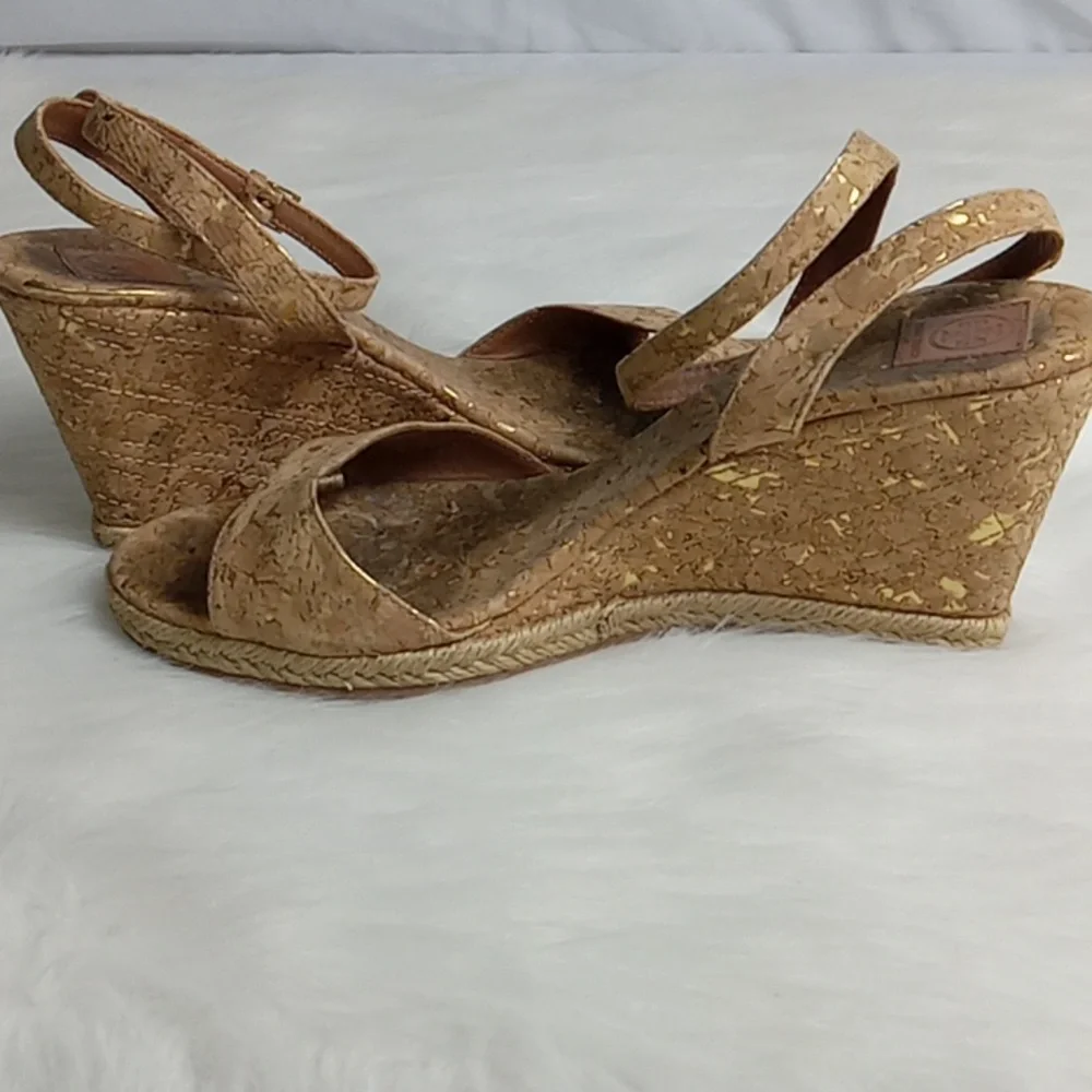 Tory Burch gold and brown heels - Picture 7 of 8
